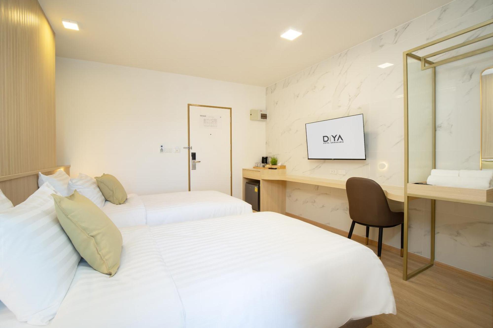 Diya Hotel Bangkok Bagian luar foto