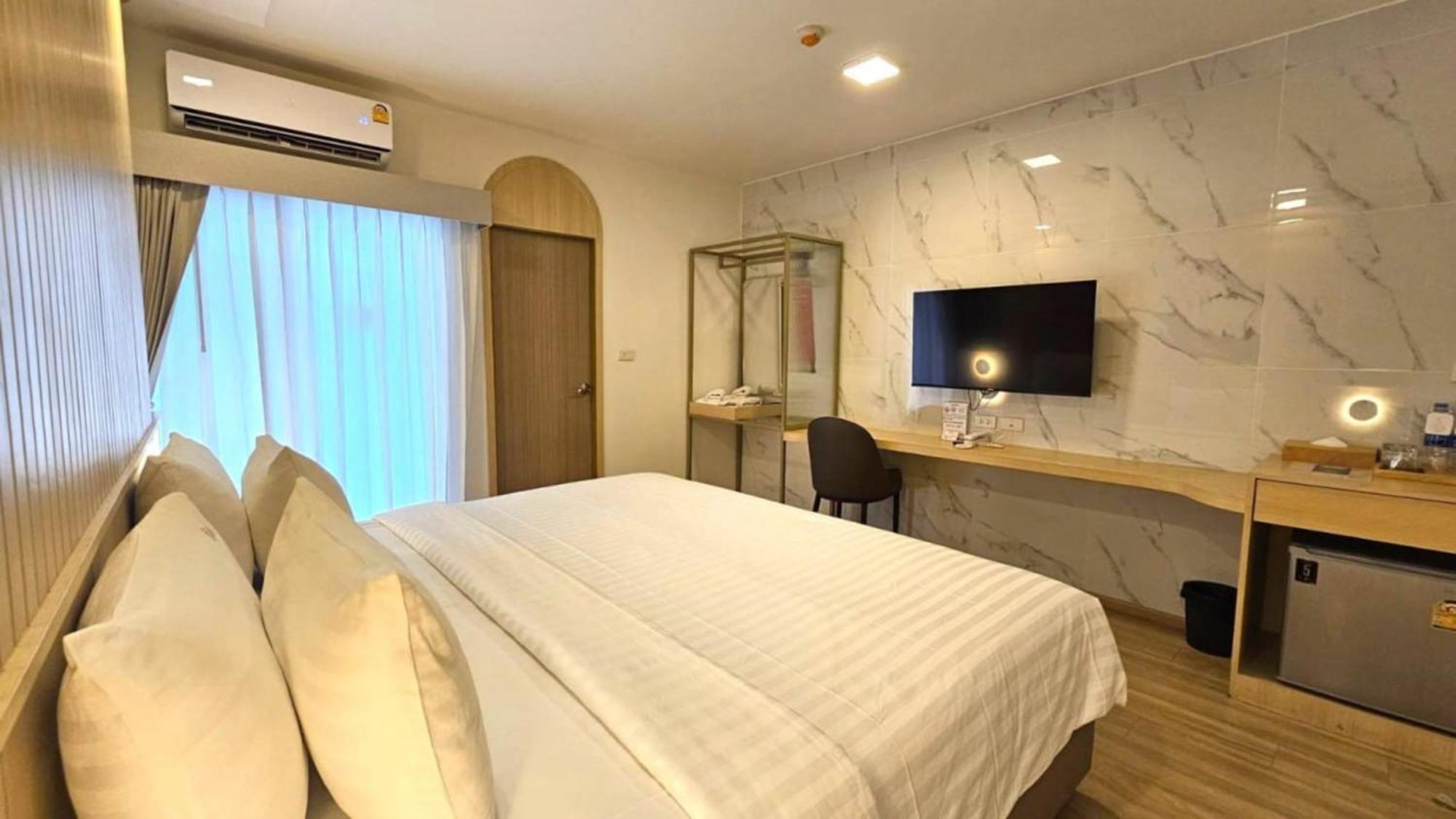 Diya Hotel Bangkok Bagian luar foto